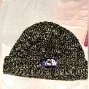 Grey North Face beanie